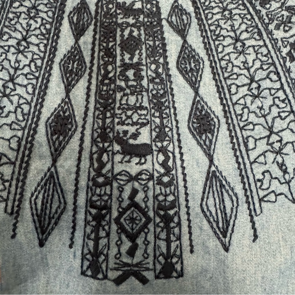 Sacred Threads Blue Denim Embroidered Boho Peasant Blouse Top S/M - Picture 5 of 9